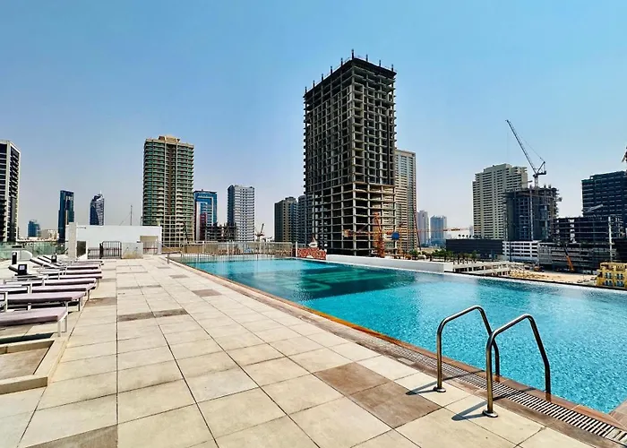 Oyo Home 1364 Fully Furnished Studio Apartments Jvc